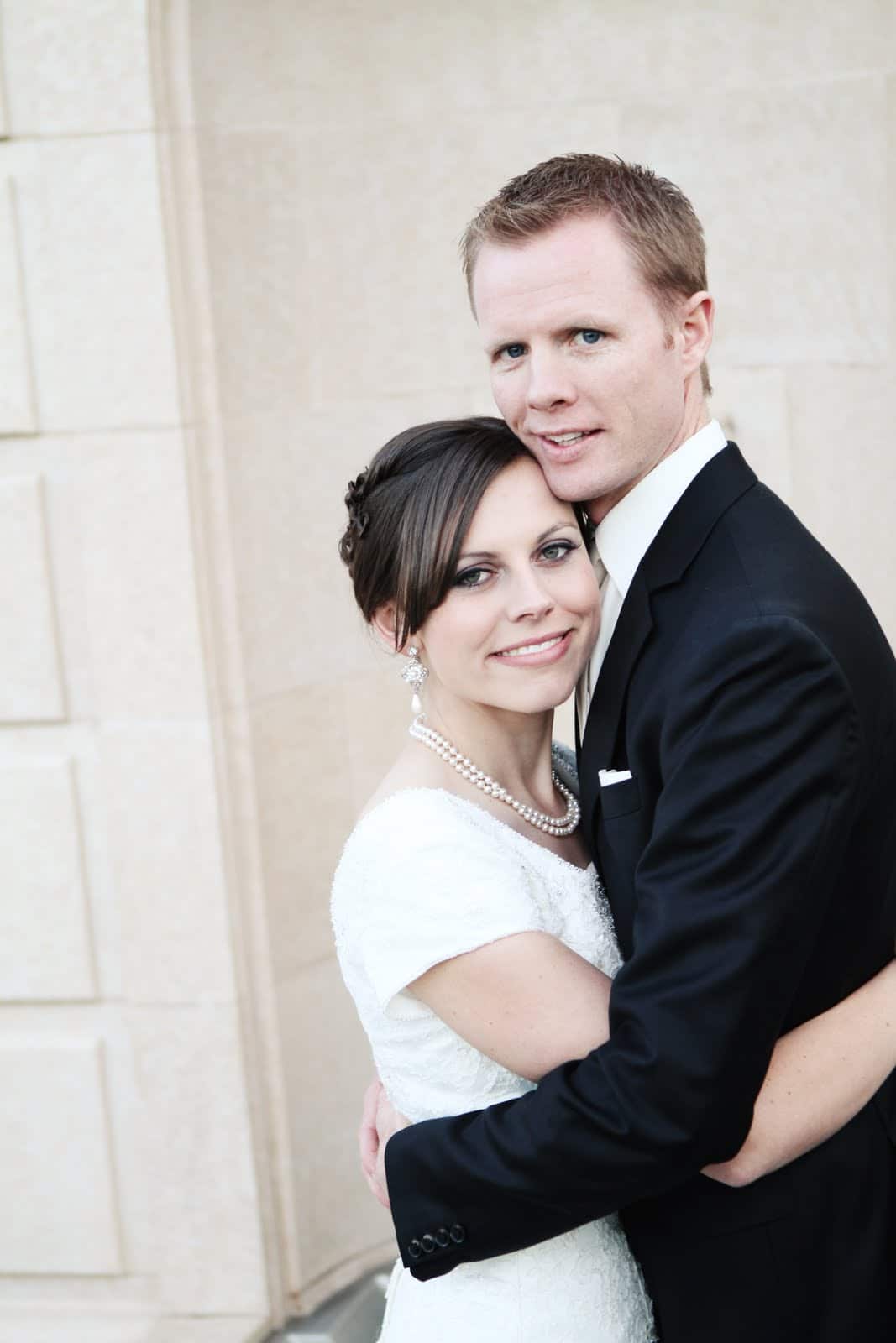 Newlywed picture on their wedding day. 