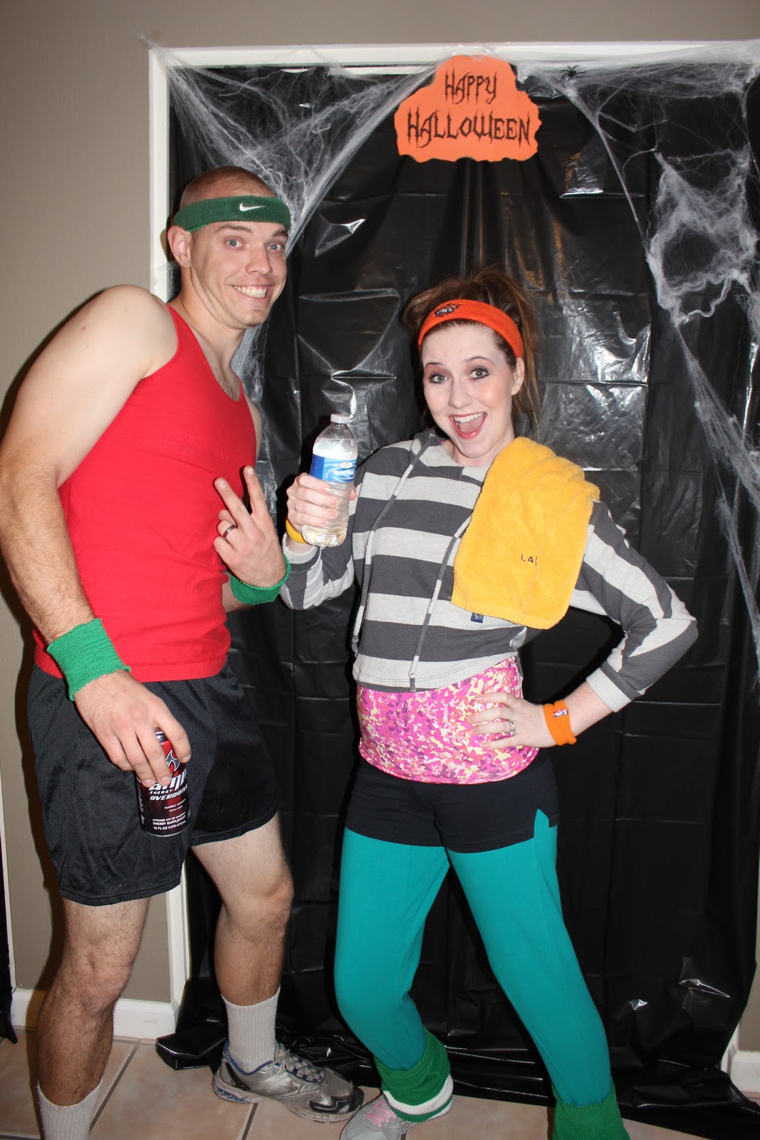 Workout pros couple\'s costume. 