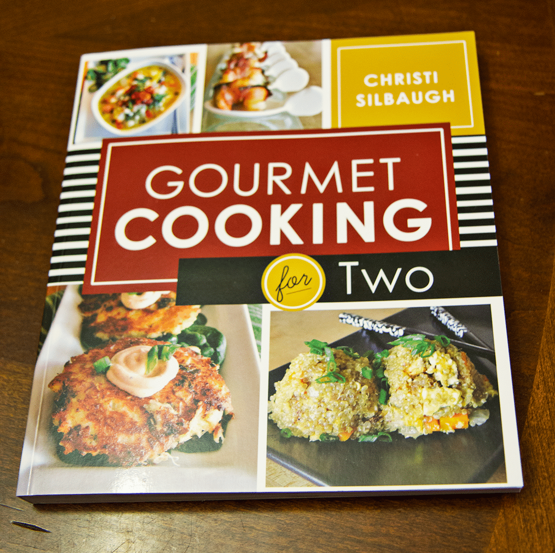 Gourmet Cooking for Two Cookbook. 