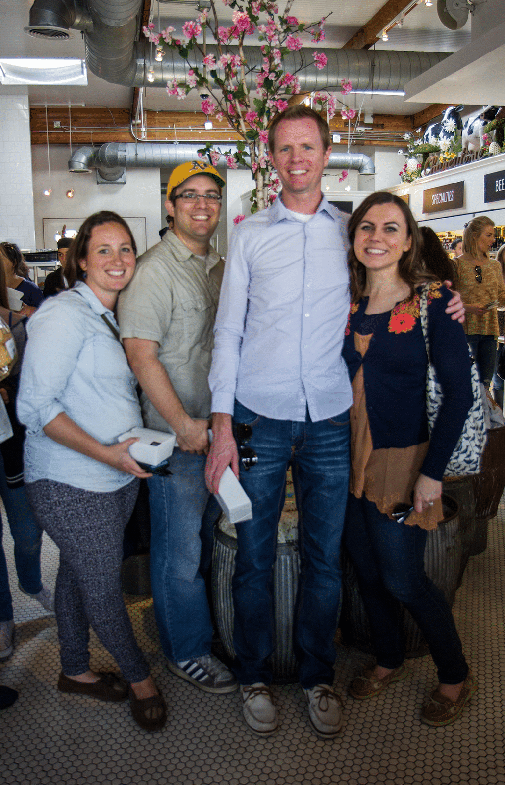 Hollywood Cupcake Tour. Touring the best bakeries in Hollywood. 