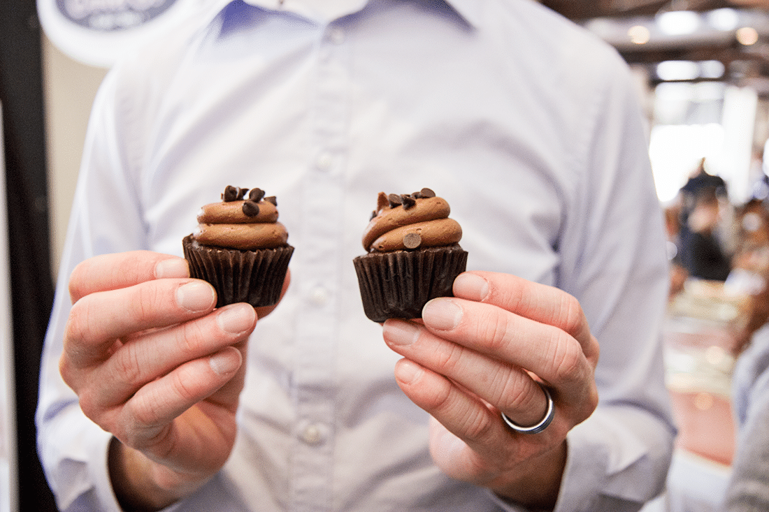 Hollywood Cupcake Tour. Touring the best bakeries in Hollywood. 