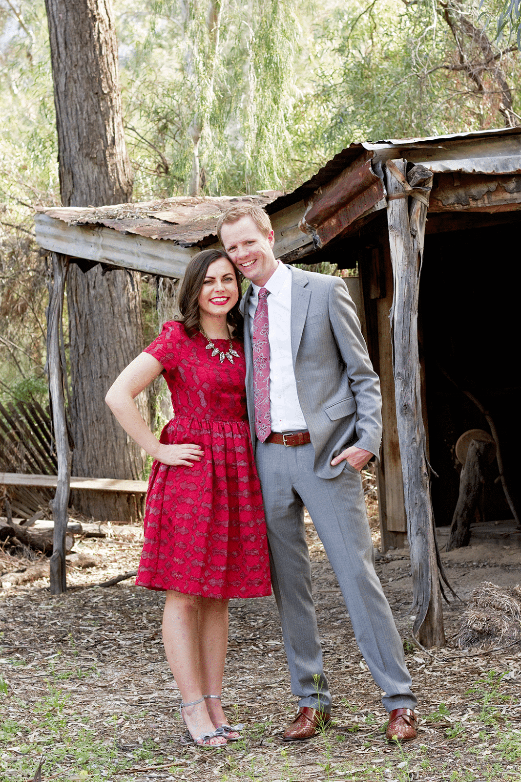 Anniversary Photo Shoot: Take pictures every year on your anniversary to watch your family grow old together