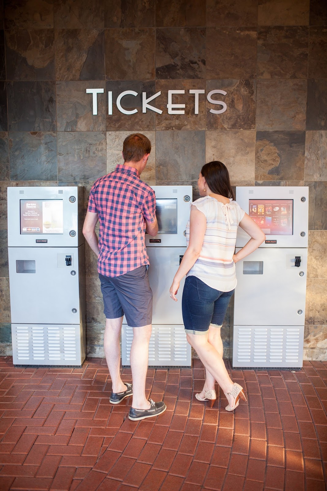 Movie date night outfits. 