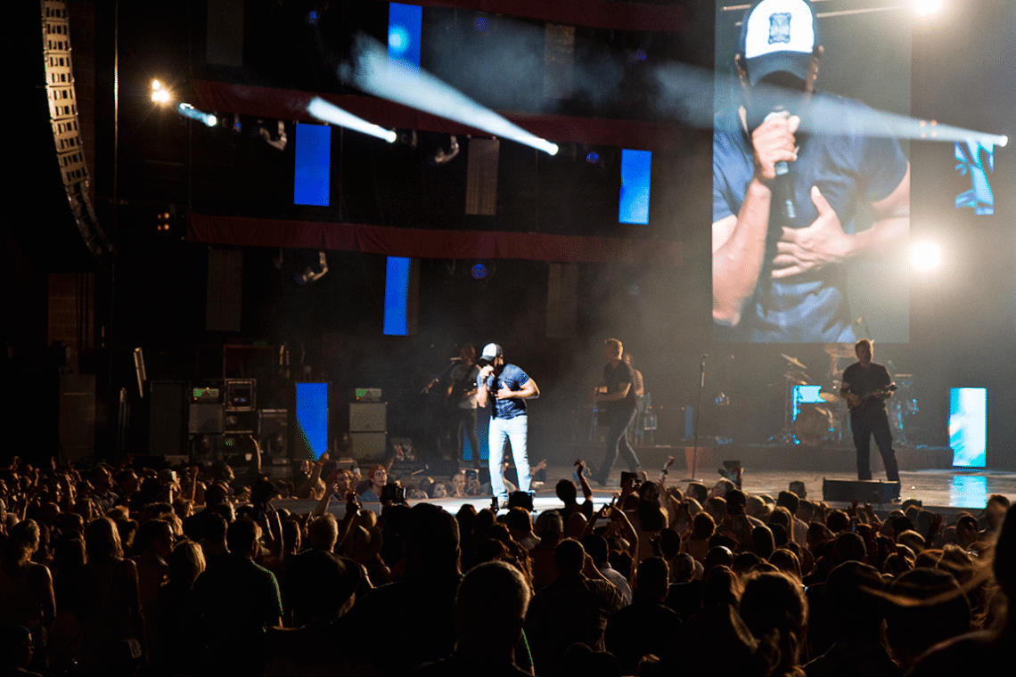 Darius Rucker concert review. 