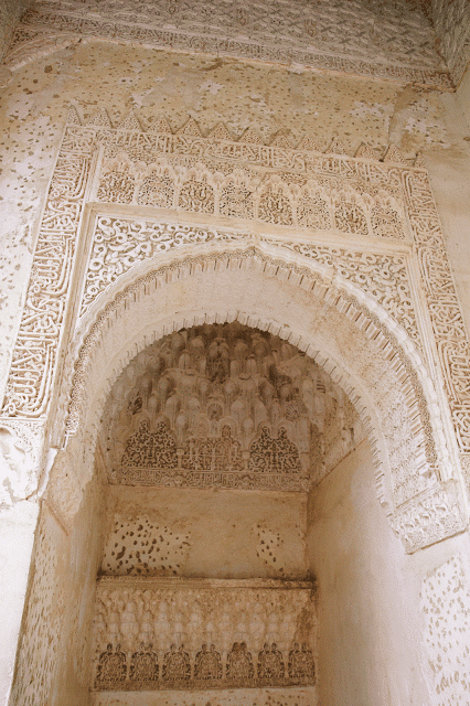Details of the Alhambra. 