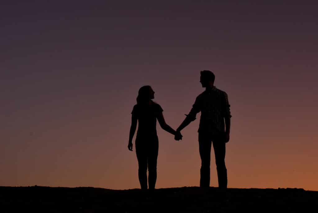 Couple silhouette picture idea. 