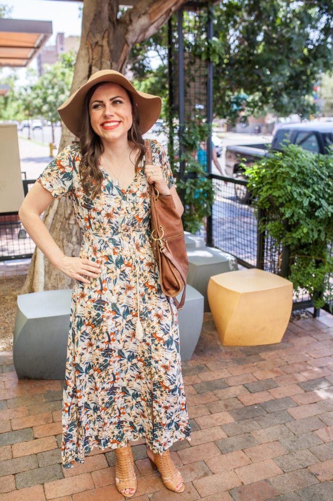 25 Short Sleeve Maxi Dresses $30 or Less - Friday We're in Love