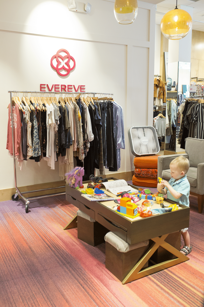 Evereve shopping experience. 