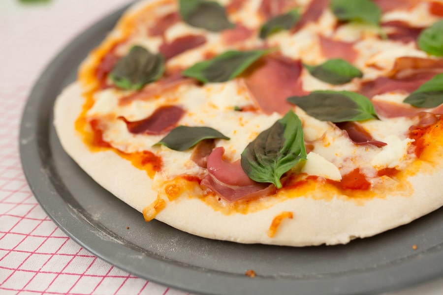 Quick Pizza Dough you can make in an hour! 