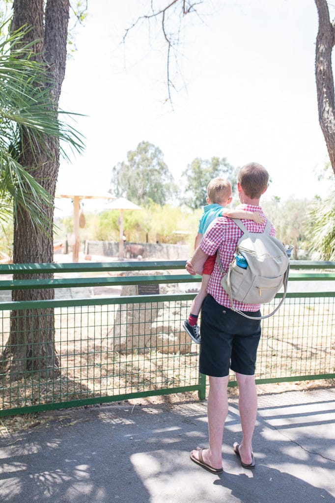 Family zoo date idea. 