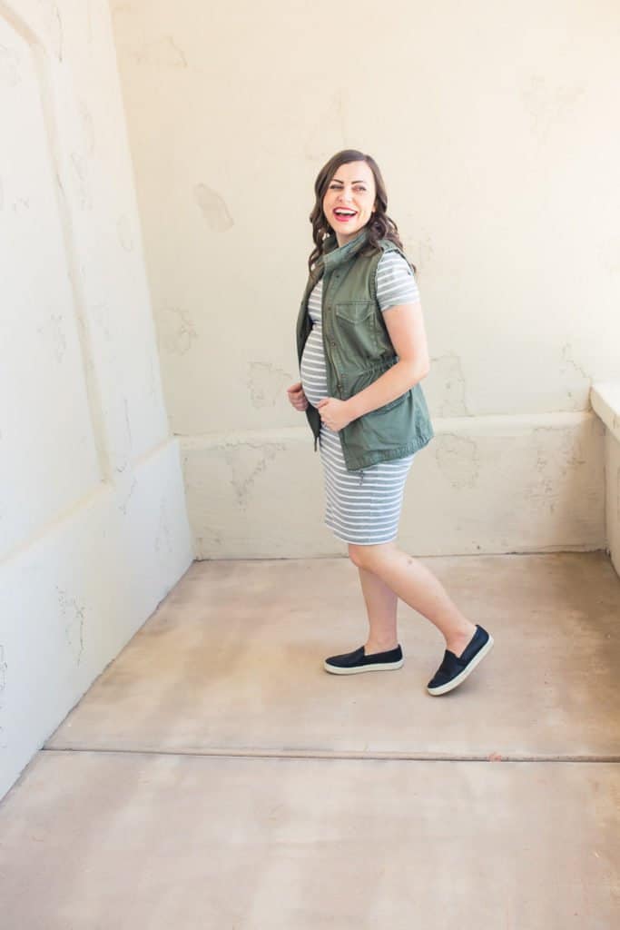 casual Maternity outfit idea