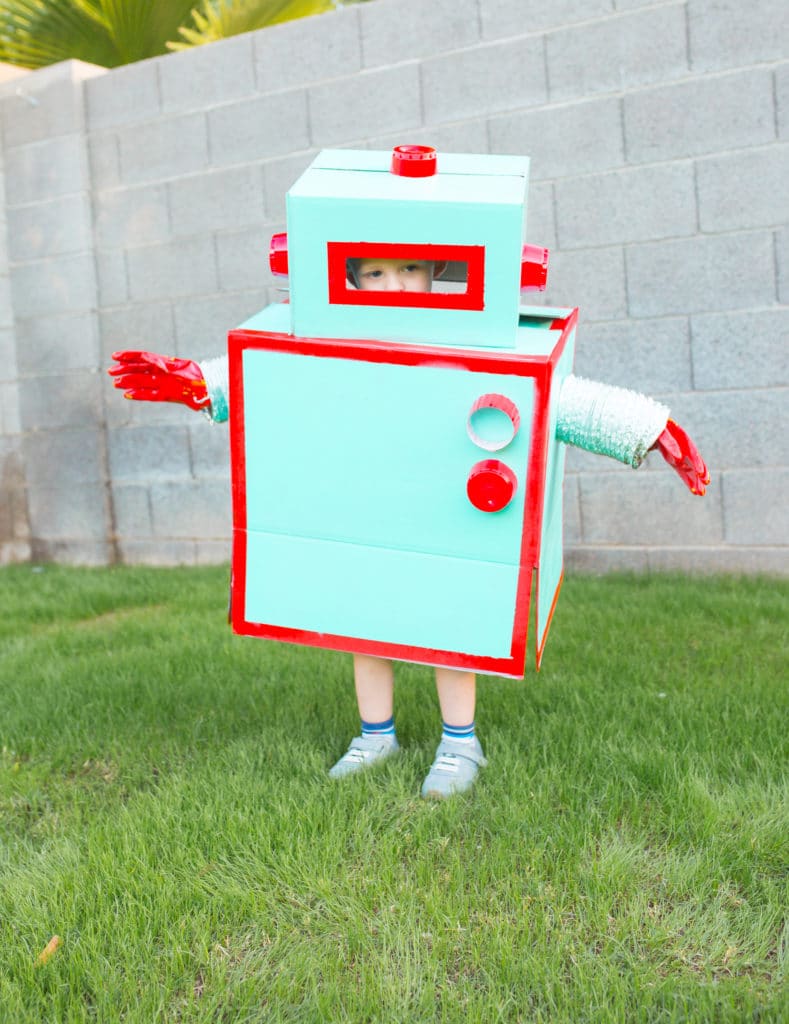 DIY Robot Costume an Easy Robot Costume You Can Make in No Time!