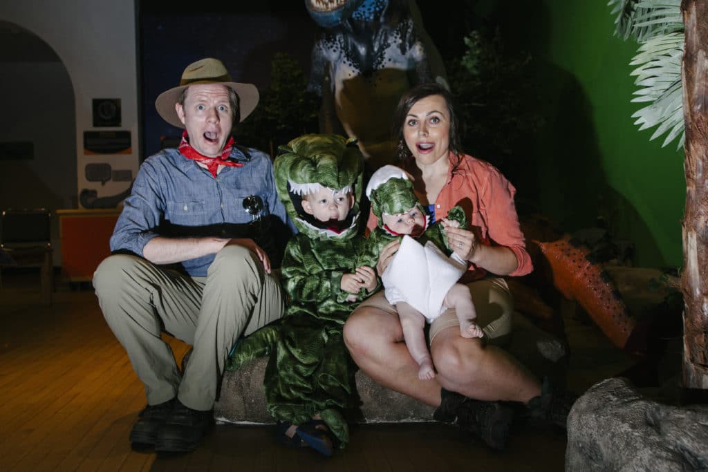 Family Halloween Costume: Jurassic Park