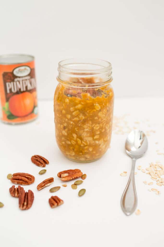 easy fall breakfast: pumpkin overnight oats