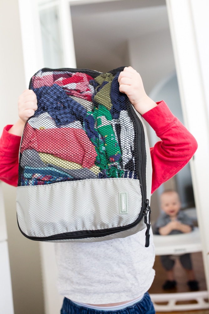 suitcase packing cubes