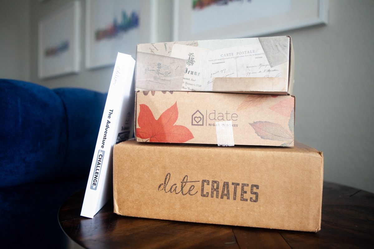 Date night subscription boxes review of all the different date night boxes. 
