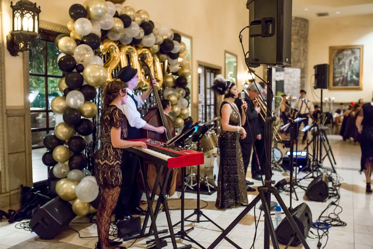 A band at a Roaring 20's party playing Roaring 20's Music. 