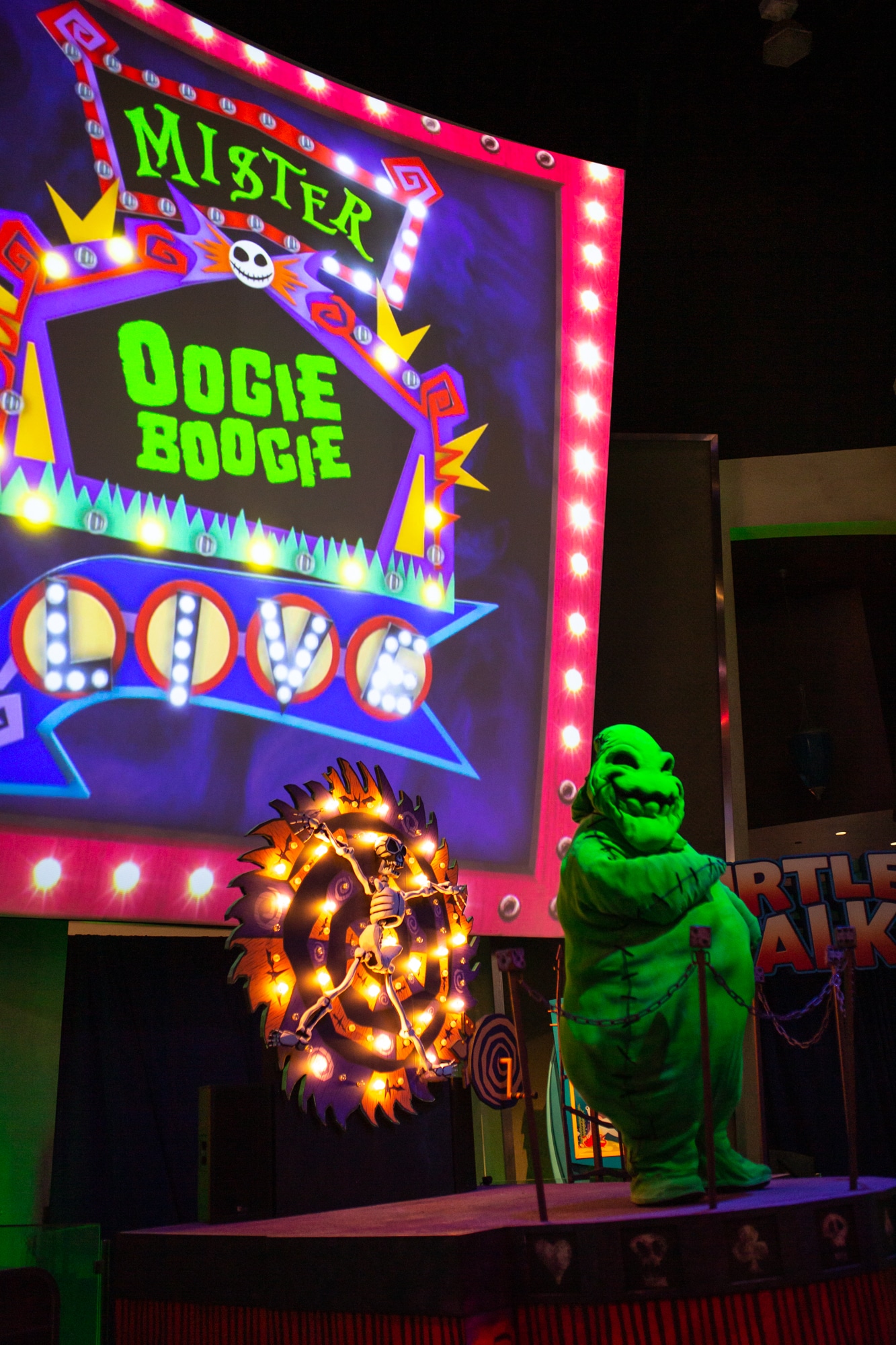 Oogie Boogie Bash Friday We Re In Love