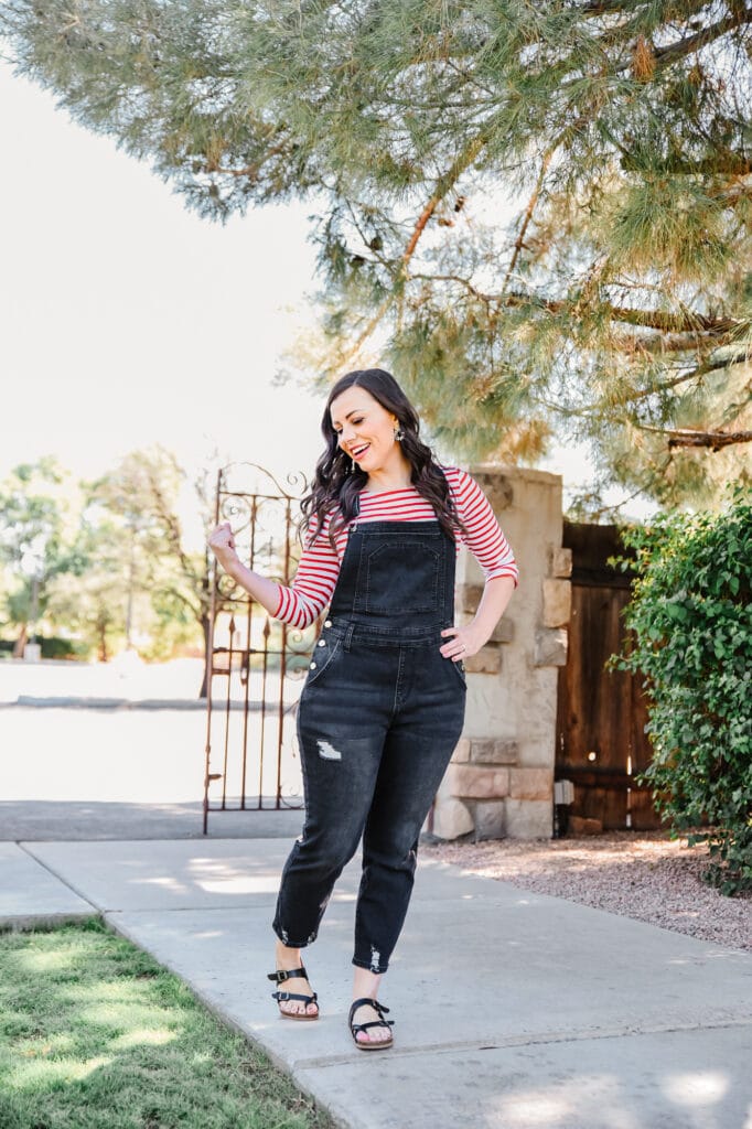 Black overalls outlet outfit