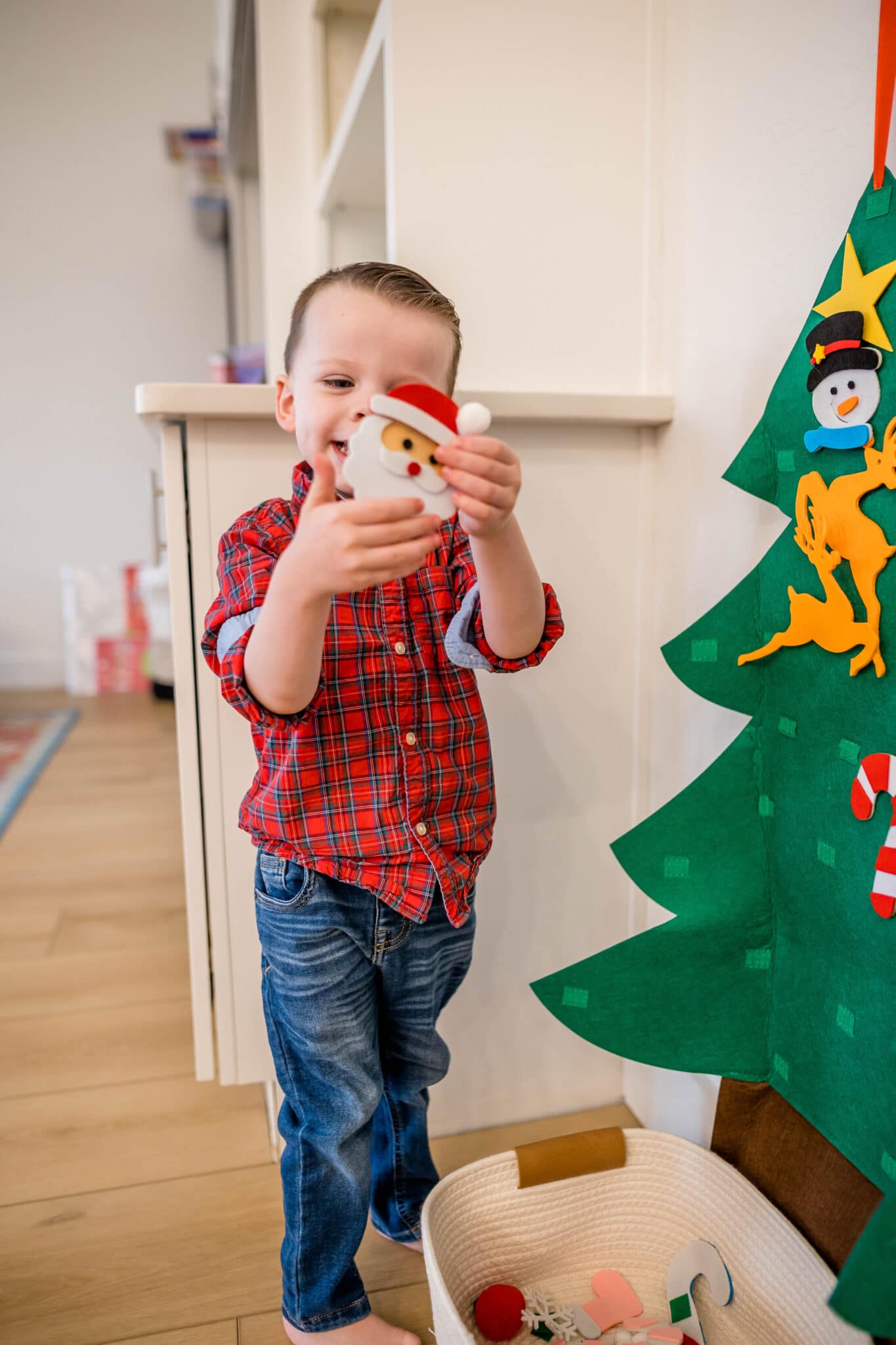 Best Felt Christmas Tree for Toddlers.