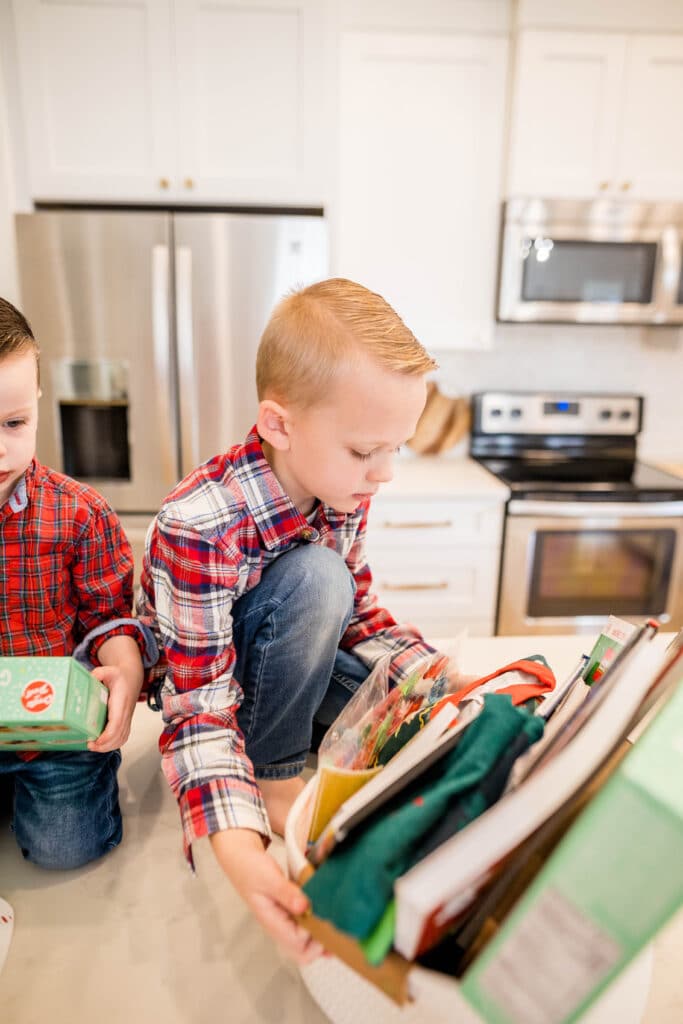 Christmas gift basket for kids