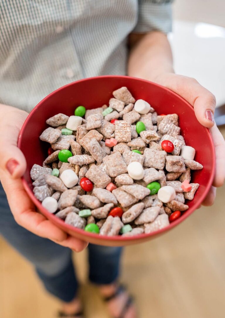 Christmas Muddy Buddies