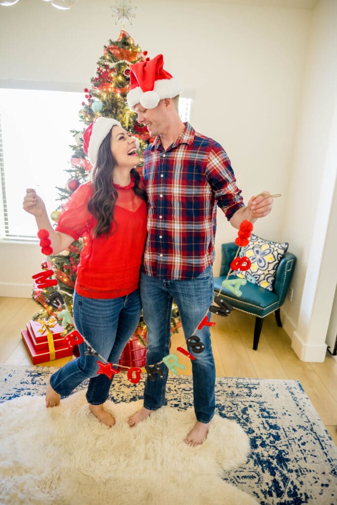 Couple Christmas Picture Ideas