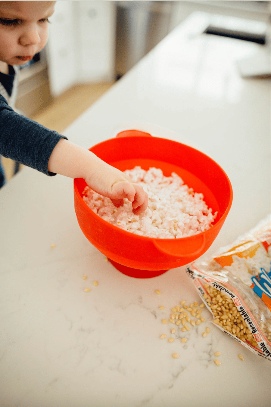 Silicone Popcorn Popper: Easy Microwave Popcorn Popper Review