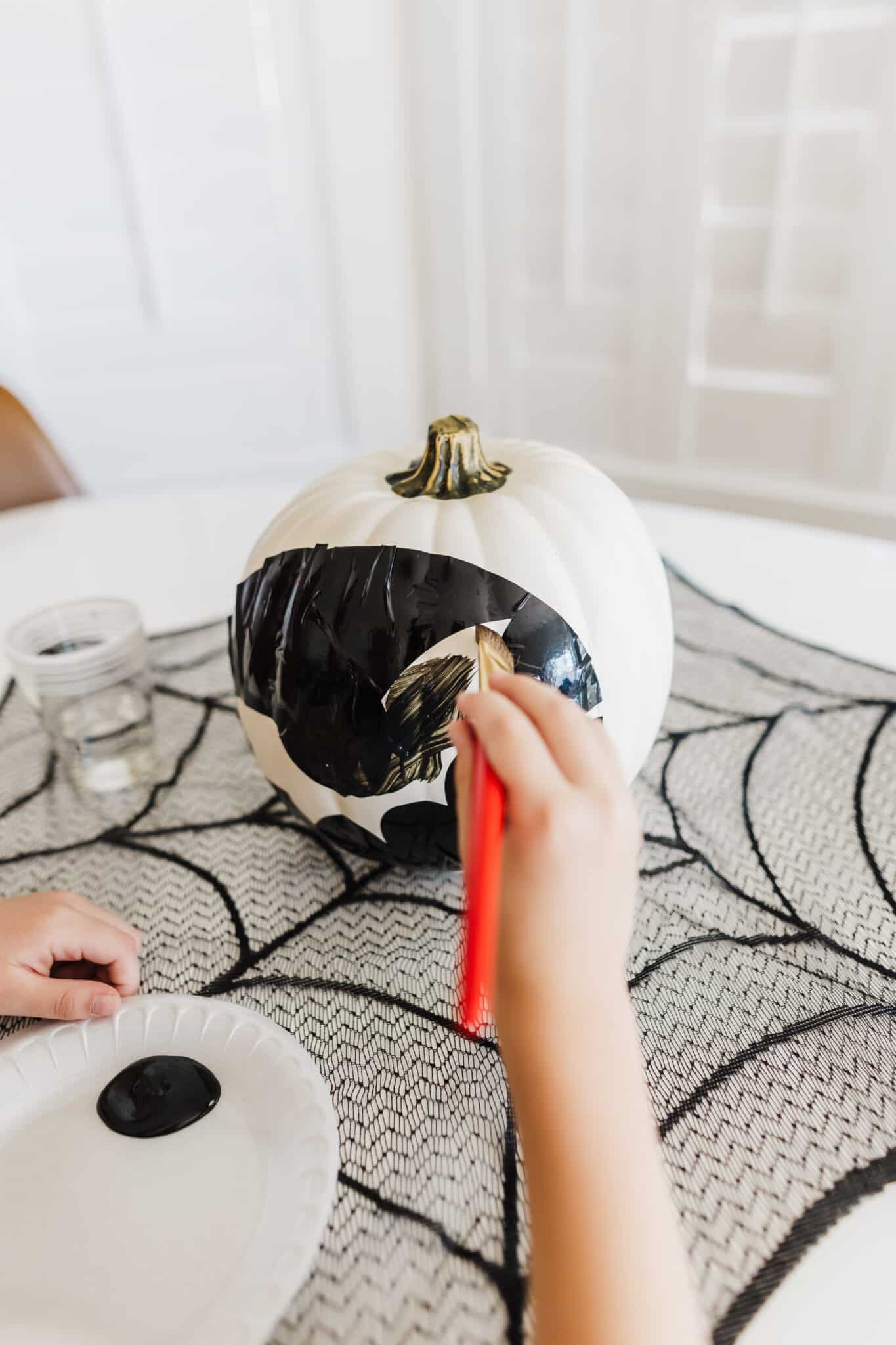 Easy Pumpkin Painting Ideas for Kids. 