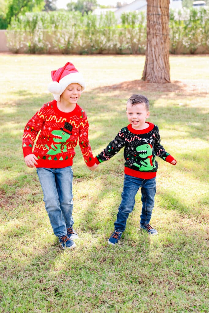 Ugly sweaters for kids roundup. 