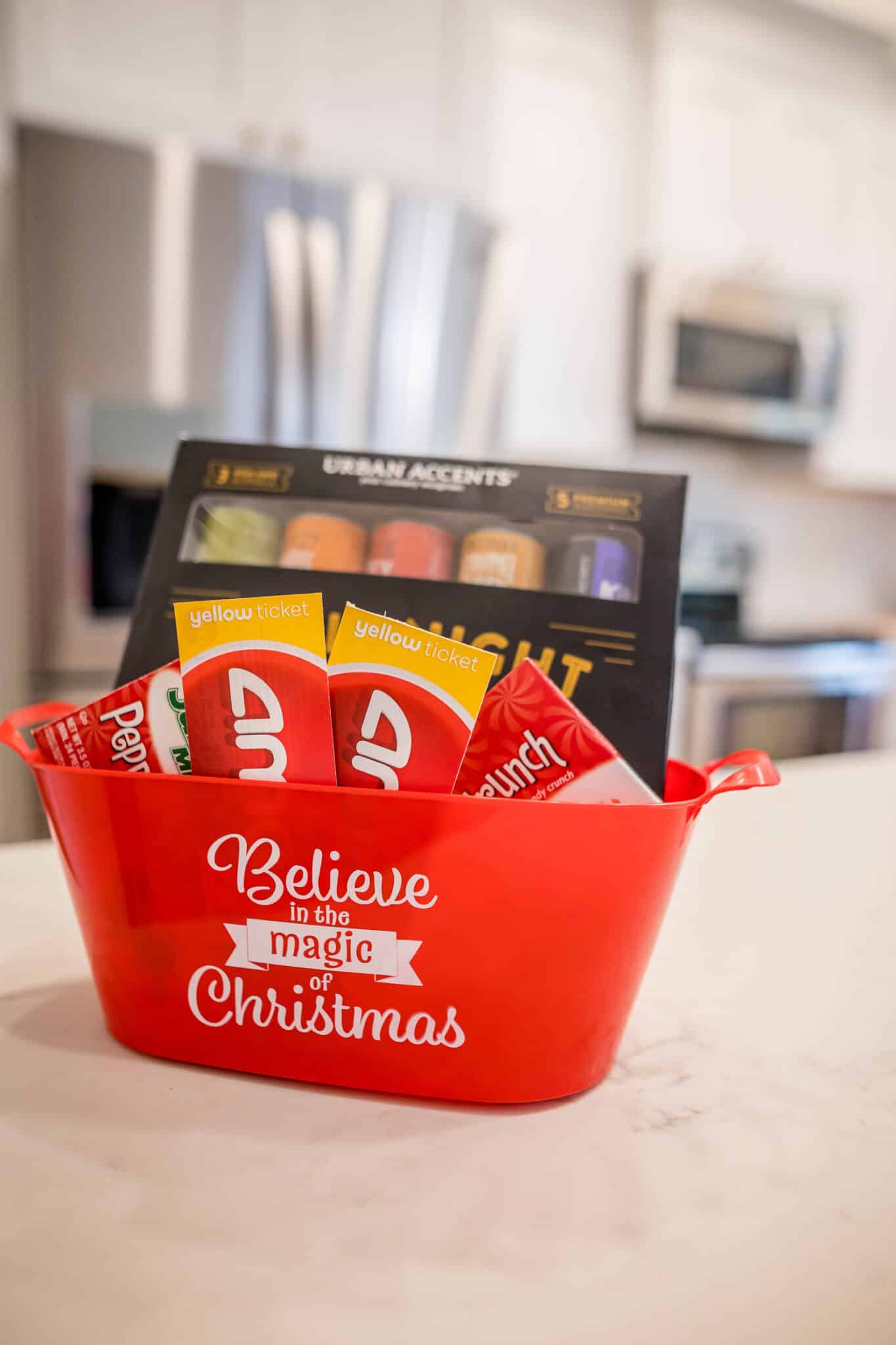 Movie Night Gift Basket Ideas. 