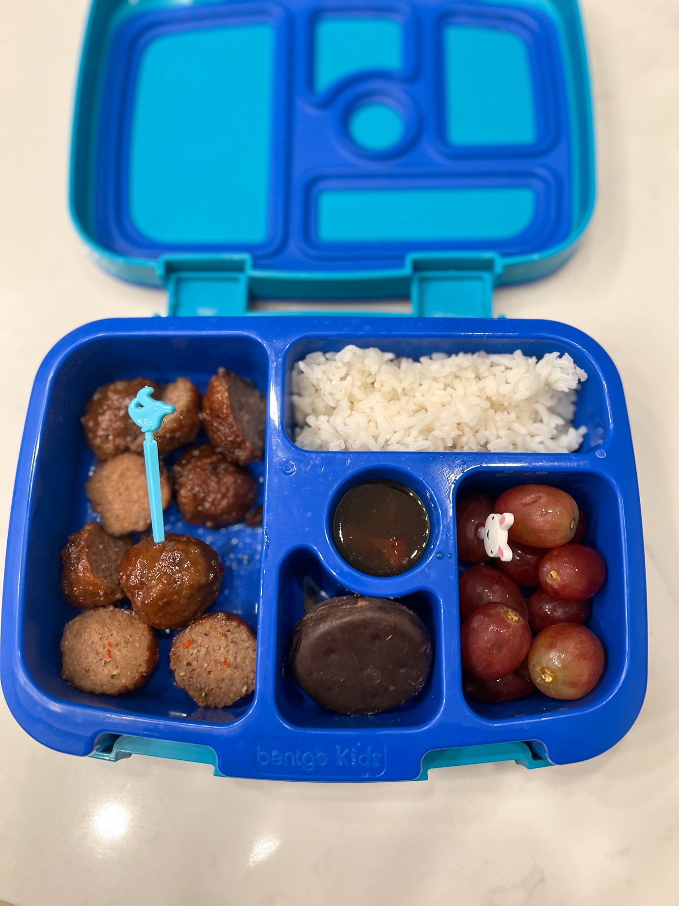 Bentgo box lunch ideas for a school lunch.